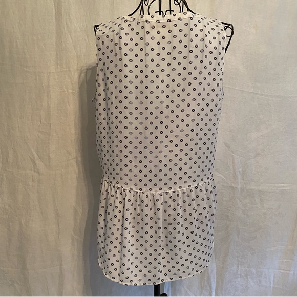 Loft extra small sleeveless top.  White with black detail. - Picture 3 of 7